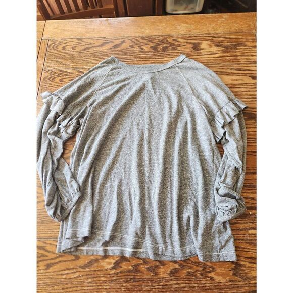 The Great. Grey long ruffle sleeve top sz 2 (US Medium) - Picture 1 of 4